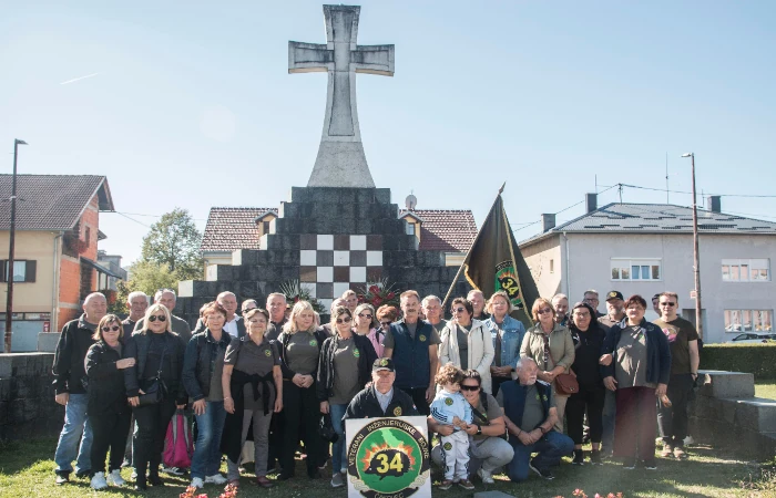 Veterani 34. inžb posjetili Slunj i Rastoke